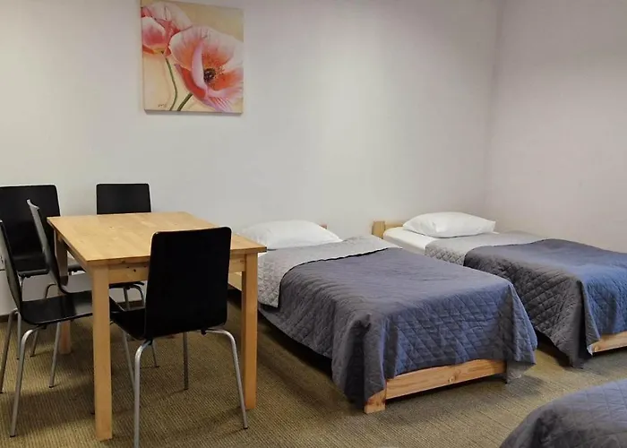 Zolnierska Хостел Лешно