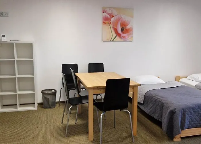 Хостел Zolnierska Лешно